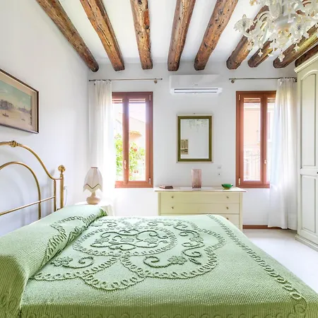 Апартаменты Ca' Bernardo *